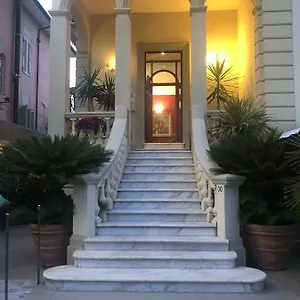 hotel-regina-lido-di-camaiore.it-tuscanyhotel.com/